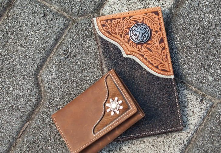 Top 10 Western Gifts for Dad